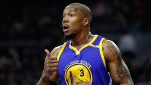 David West and Oracle Arena honored by NBA players