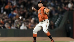 Giants DFA Jae-gyun Hwang, call up four players [report]