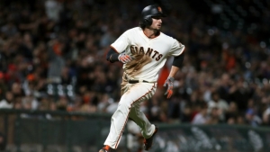 Giants’ left fielder Jarrett Parker exits game against Cardinals with left side tightness