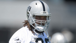 Raiders officially sign Donald Penn to two-year extension