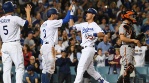 Giants go quietly as Dodgers clinch fifth straight division title