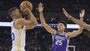 Rookie Jordan Bell stuffs stat sheet in Warriors’ preseason win over Kings