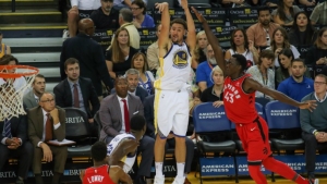 Warriors’ stars align for late charge, Golden State captures comeback win over Toronto