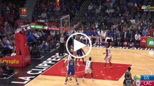 Jordan Bell throws down one-handed putback slam to punctuate Warriors’ win