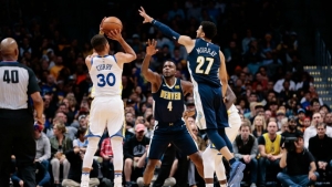 Warriors finish three-game road trip with third straight blowout win