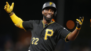 Giants interested in Andrew McCutchen if team cannot acquire Giancarlo Stanton [report]
