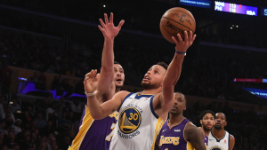 Steph Curry’s overtime heroics lead Warriors to victory over Lakers