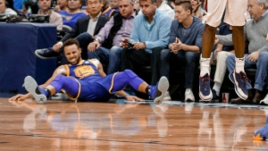 Curry to miss Warriors’ game at Charlotte with sprained ankle [report]