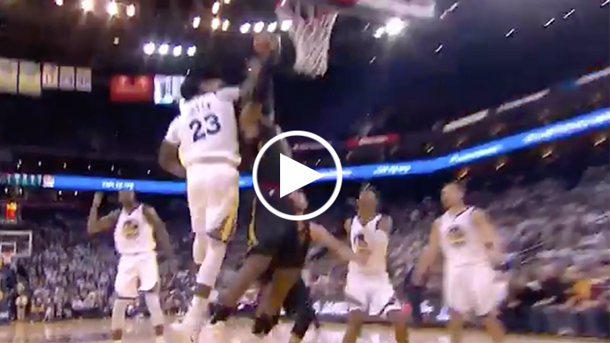 Durant stifles James, Warriors lock down Christmas Day win over Cavs with late run
