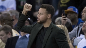 Curry posts Billy Madison-inspired video, Kerr talks plan for point guard’s return