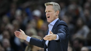 Steve Kerr posts, deletes tweet about James Harden