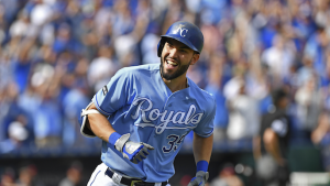 Eric Hosmer signs with Padres [report]