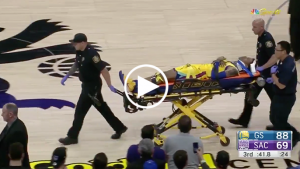 Patrick McCaw leaves court on stretcher after landing on his back