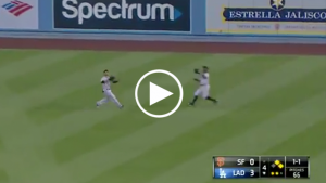 McCutchen admits to fault in outfield miscommunication vs. Dodgers