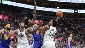 Jordan Bell explains rationale behind backboard dunk against Mavericks