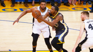Monster second half ignites Warriors to 2-0 lead over Spurs