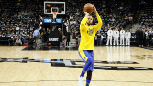 Warriors provide official update on Stephen Curry