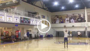 Curry participates in Saturday shootaround, questionable for Game 1