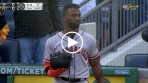 McCutchen receives extended ovation in return to Pittsburgh