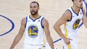 Curry scolded by mom for profane outburst during Game 3