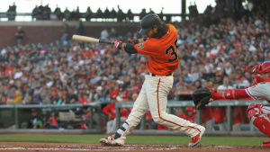 Two Giants leading their positions in NL All-Star voting
