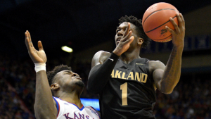 Warriors sign NCAA’s second-leading scorer to partially guaranteed deal [report]