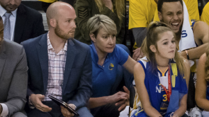 Head trainer Chelsea Lane is leaving Warriors [report]