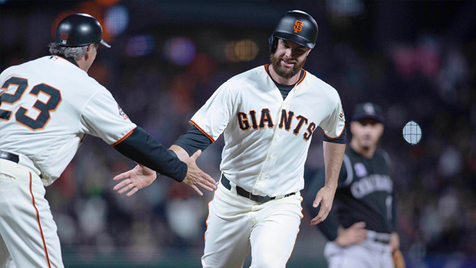 Brandon Belt tweets picture of newborn ‘Watching the Giants take care of business’