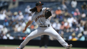 Rodriguez stellar in seven, Giants beat Padres in extra innings for second straight game