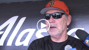 Bochy details hip injury that shut down Buster Posey