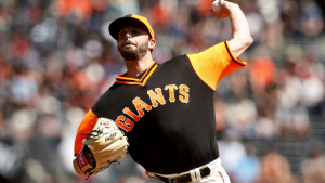 Giants make use of Suarez shutout start, beat Rangers