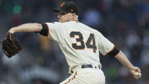 Stratton sizzles through eight shutout innings as Giants down Diamondbacks