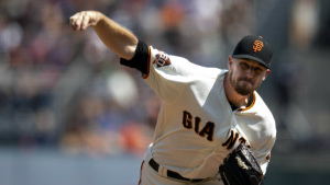 Giants fall to Mets again after Syndergaard throws complete game