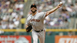 Giants lose to Rockies by a run in power-heavy game