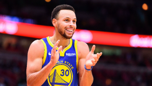 Stephen Curry makes shoes available to girls online after letter from 9-year-old
