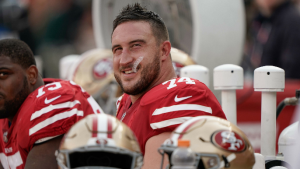Joe Staley joins in on recruiting pitch for Antonio Brown
