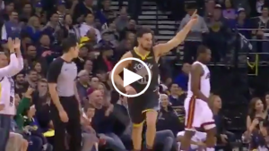 Klay Thompson assists his own shot off DeMarcus Cousins head