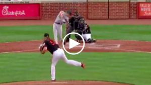 Mike Yastrzemski ties game at 6 with first career home run