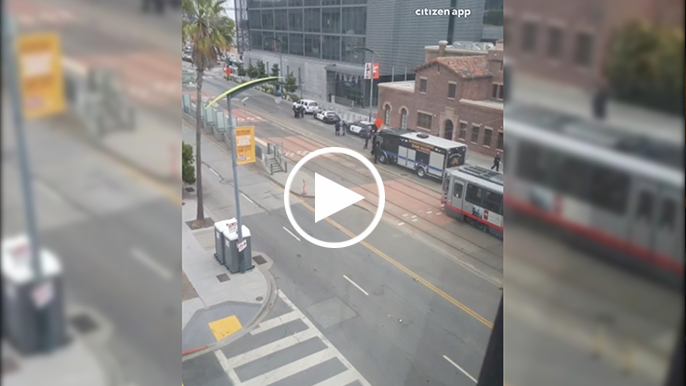 San Francisco police investigating suspicious package near Oracle Park