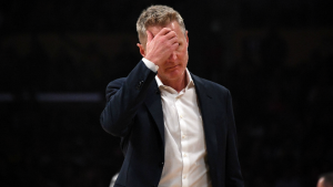 Warriors lose to Lakers by 26, fall to NBA worst 2-10