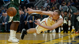 These fun Alen Smailagic moments won’t keep him in NBA much longer