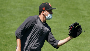 Giants place Drew Smyly on IL, call up pitcher and DFA another