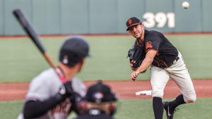 Yastrzemski and Joey Bart team up to make Giant’s pitching masterpiece count