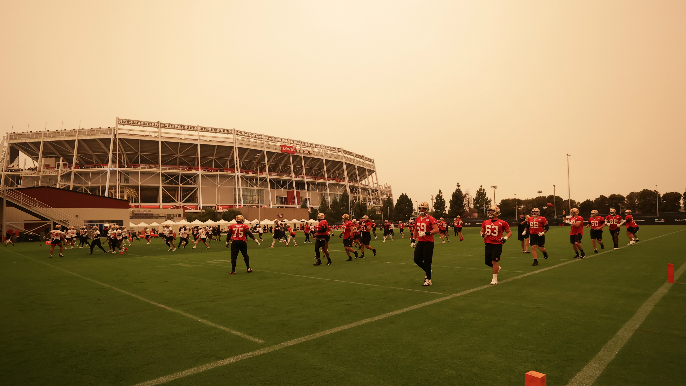 With troubling air quality forecasts, 49ers—especially Tevin Coleman—face nebulous proposition