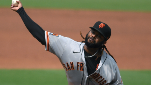Giants fall back to .500 as offense can’t figure out Padres pitching