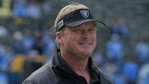 Jon Gruden wore Oakland Raiders cap at start of Thursday Night Football game