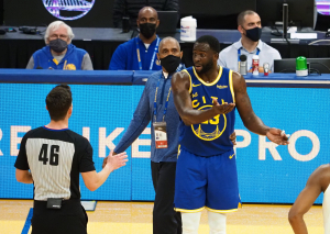 Warriors fall apart after bizarre Draymond Green ejection