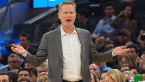 Warriors somehow down another center, 9 players available vs. Mavs