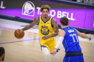 Oubre has career-night, Draymond puts on a show as center-less Warriors sprint past Mavs