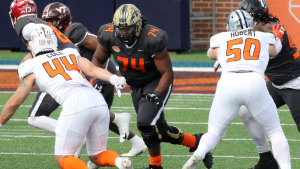 49ers double down on QB protection, draft positionally flexible lineman Jaylon Moore